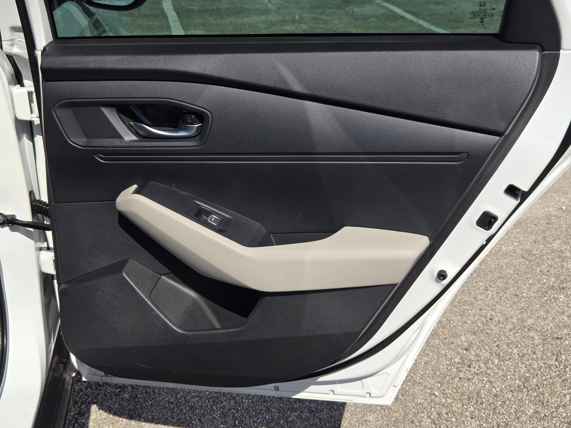 Used 2025 Honda Accord SE image 26