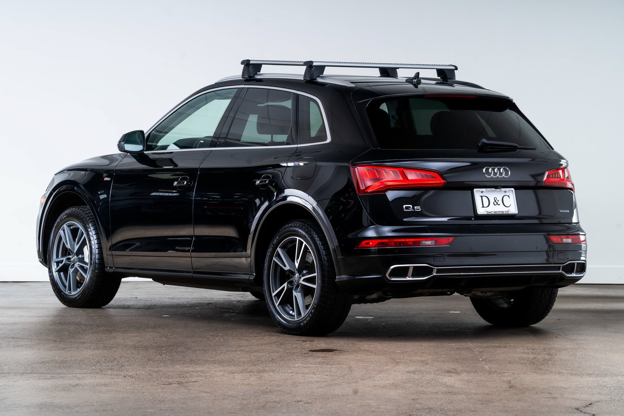 Used 2020 Audi Q5 e Premium w/ Convenience Package AWD/4WD image 5