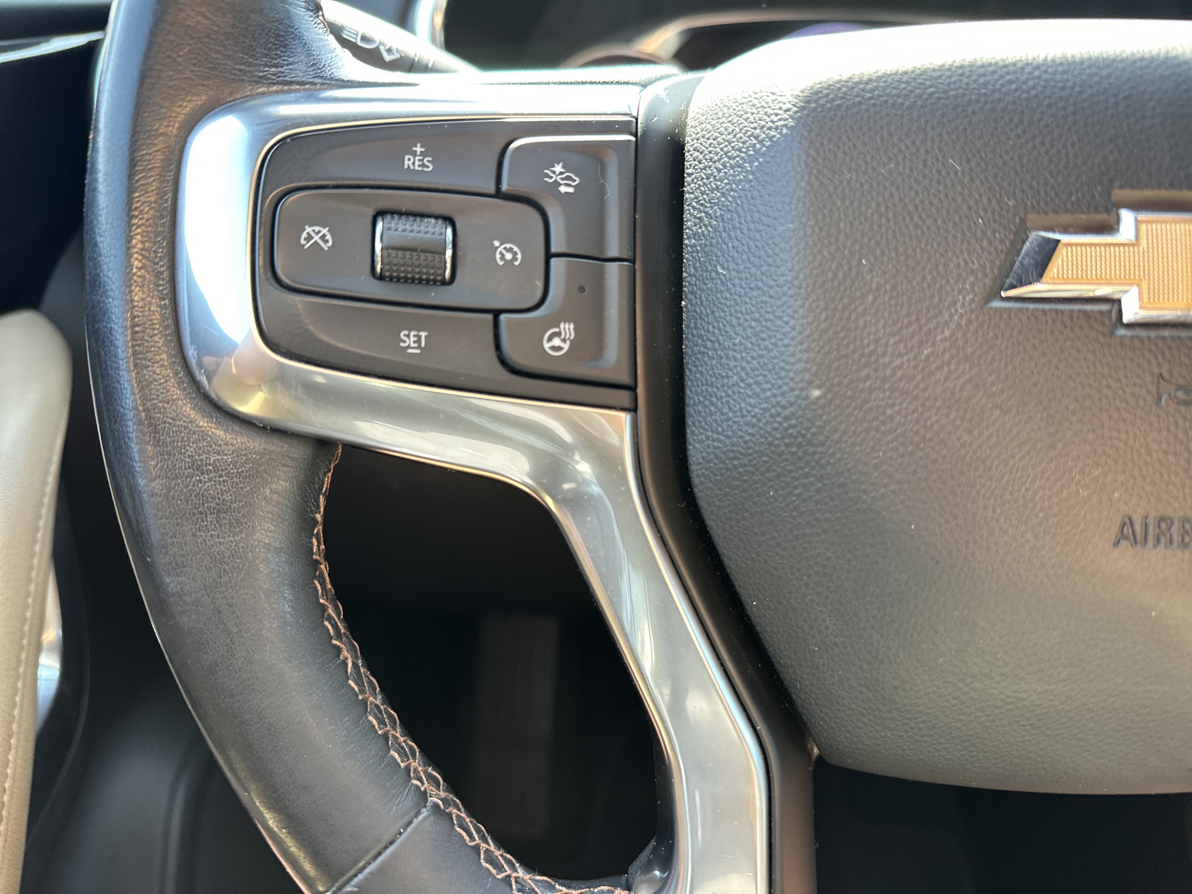Used 2020 Chevrolet Blazer Premier w/ Driver Confidence II Package FWD image 19