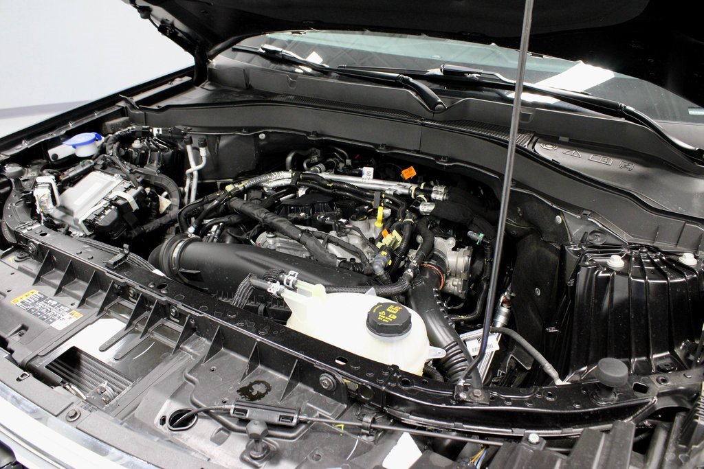 Certified 2025 Ford Explorer Active image 17