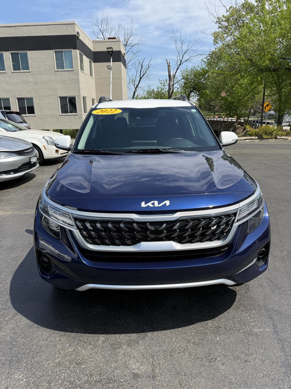 Used 2022 Kia Seltos Nightfall Edition AWD/4WD image 3