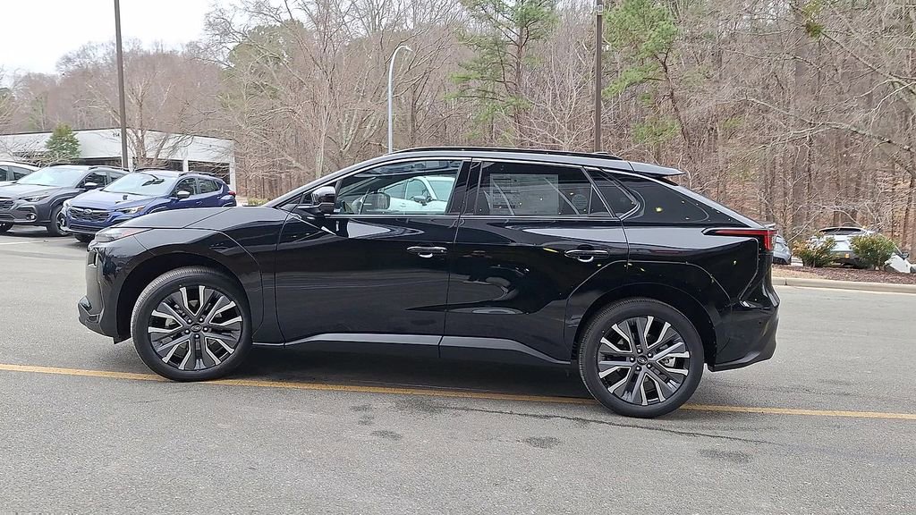 New 2026 Subaru Solterra image 5