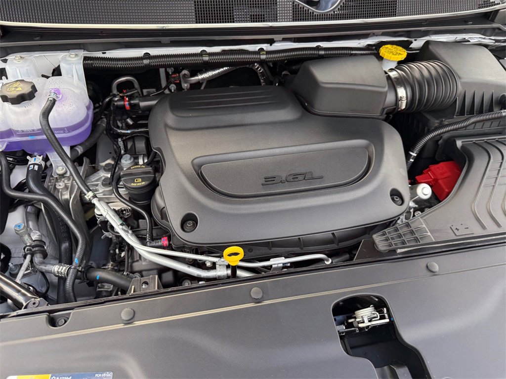 New 2026 Chrysler Pacifica Select image 21