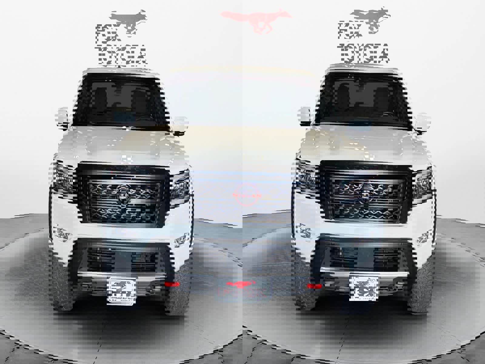 Used 2022 Nissan Frontier PRO-4X image 9