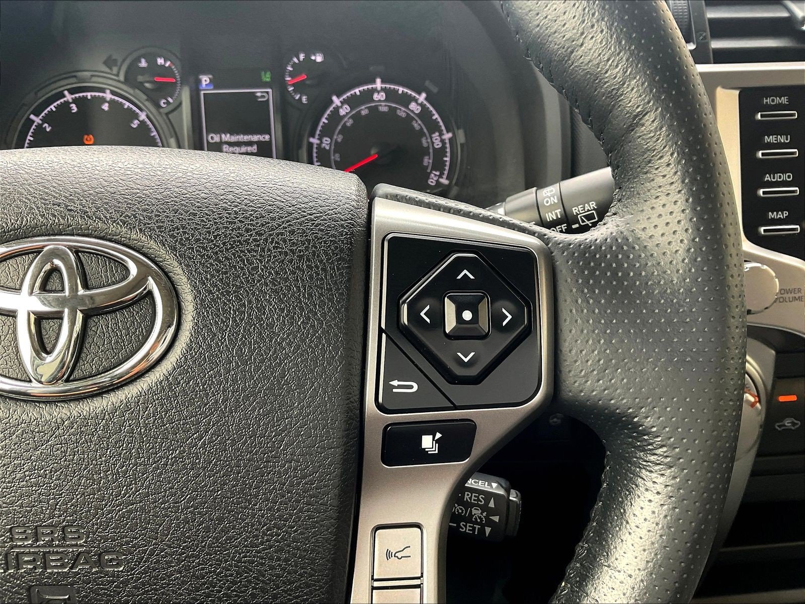 Used 2023 Toyota 4Runner SR5 Premium w/ Moonroof Package AWD/4WD image 12