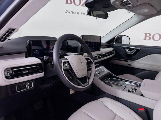 New 2026 Lincoln Aviator 2WD image 9
