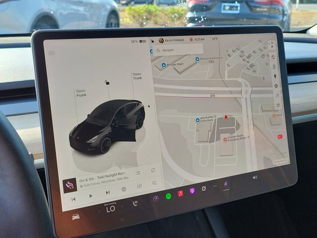 Used 2022 Tesla Model Y Performance image 23