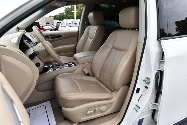 Used 2014 Nissan Pathfinder Platinum w/ Platinum Premium Package AWD/4WD image 22