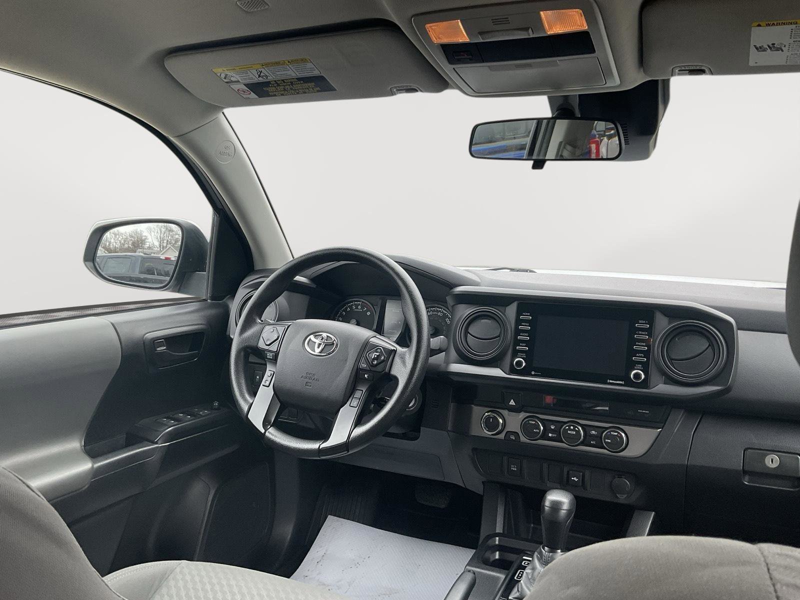 Used 2022 Toyota Tacoma SR image 16