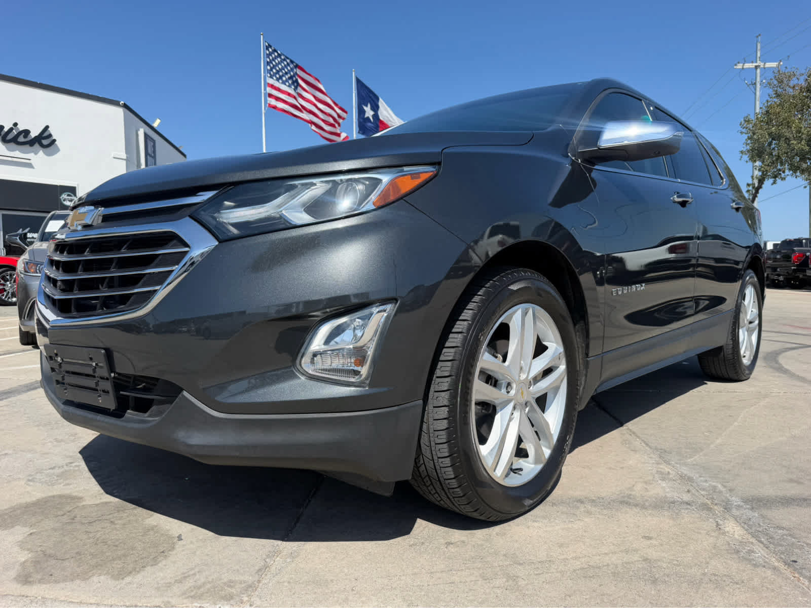 Used 2018 Chevrolet Equinox Premier FWD image 7