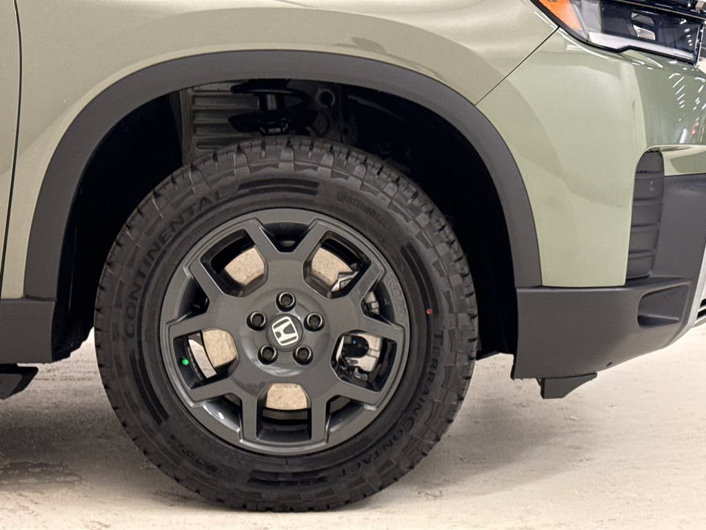 New 2026 Honda Pilot TrailSport image 6