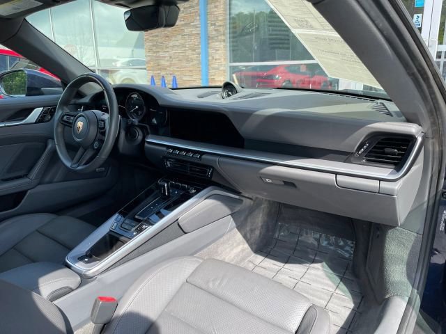 Used 2020 Porsche 911 Carrera 4S AWD/4WD image 32