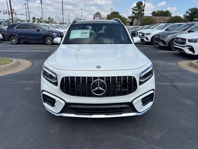 New 2025 Mercedes-Benz GLB 35 AMG 4MATIC image 9