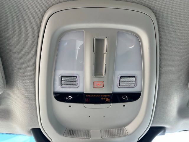 Used 2023 Volvo XC90 B6 Plus w/ Protection Package Premier image 29