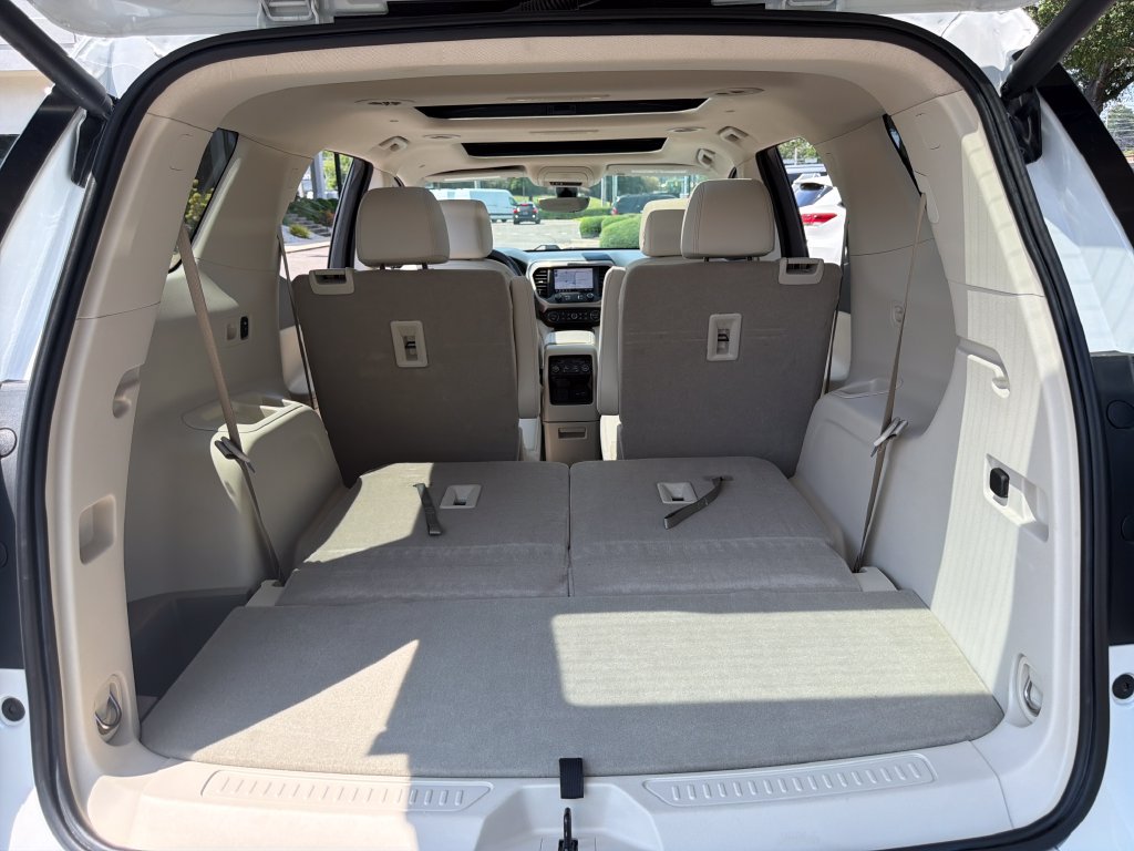 Used 2021 GMC Acadia Denali w/ Denali Technology Package FWD image 31