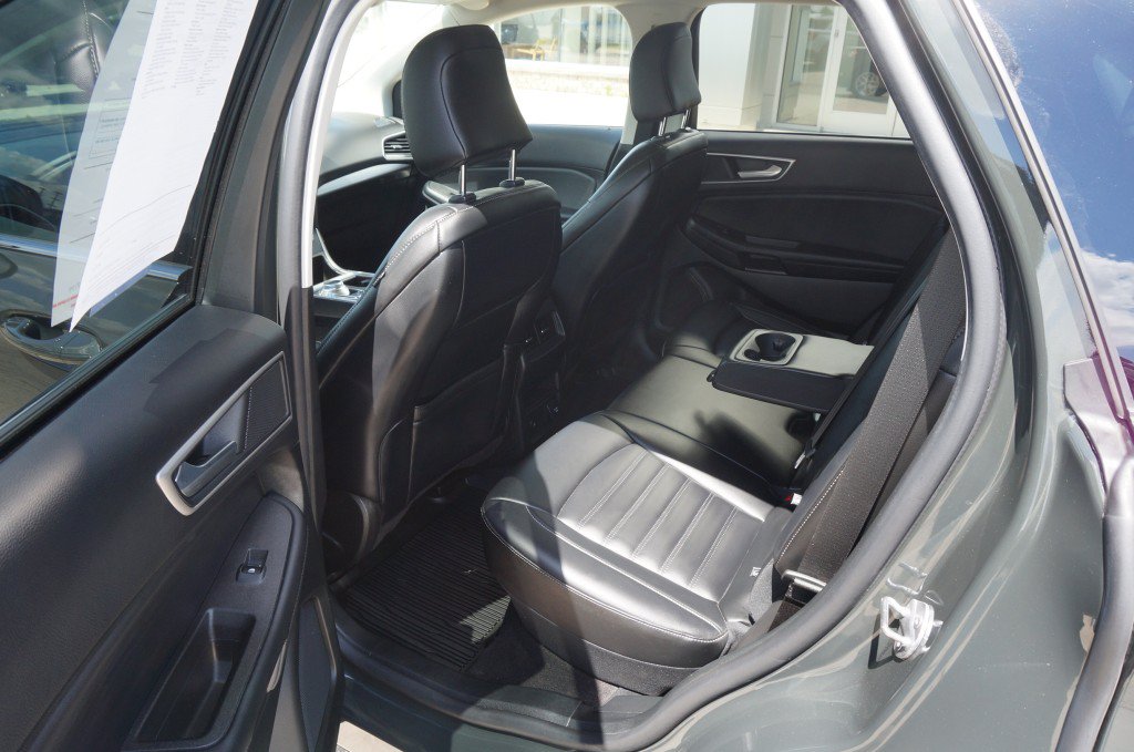 Used 2023 Ford Edge SEL w/ Convenience Package AWD/4WD image 9