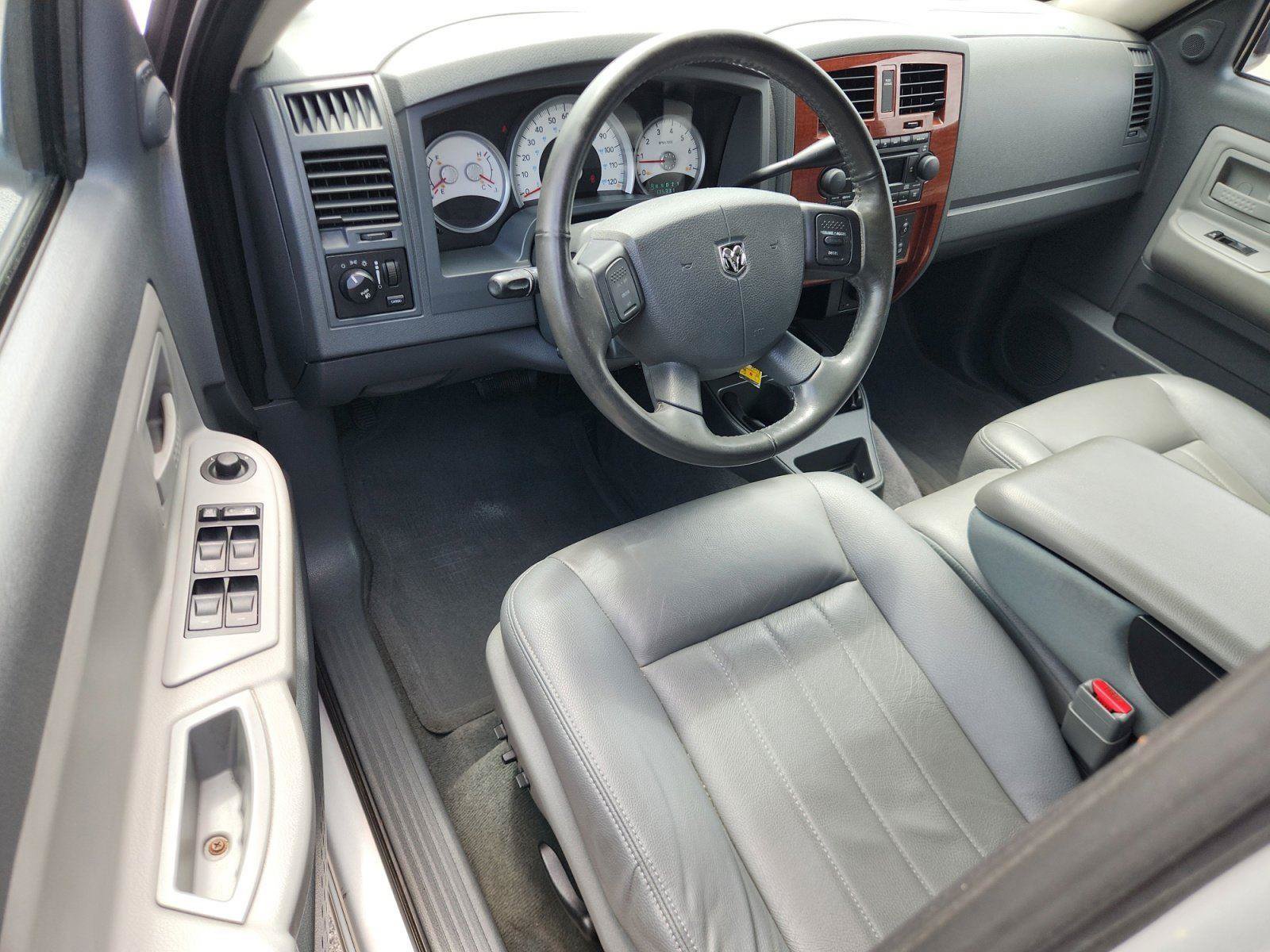 Used 2005 Dodge Dakota SLT AWD/4WD image 14