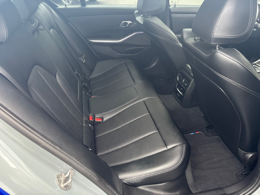 Used 2025 BMW M340i w/ Premium Package RWD image 14