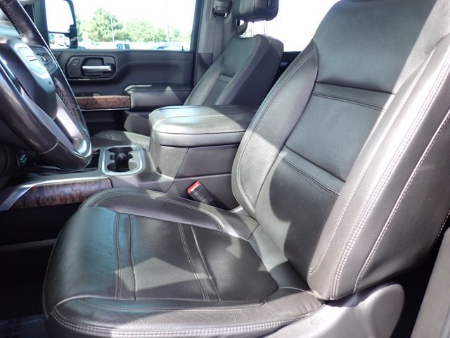Used 2023 GMC Sierra 2500 Denali w/ Denali Black Diamond Edition AWD/4WD image 12