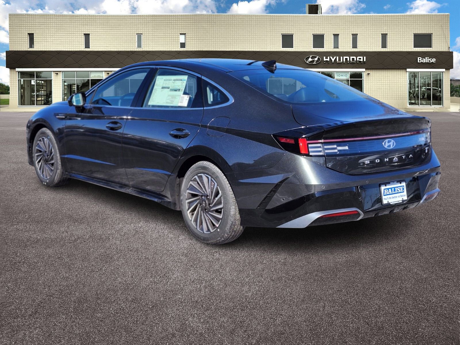New 2026 Hyundai Sonata Limited FWD image 5