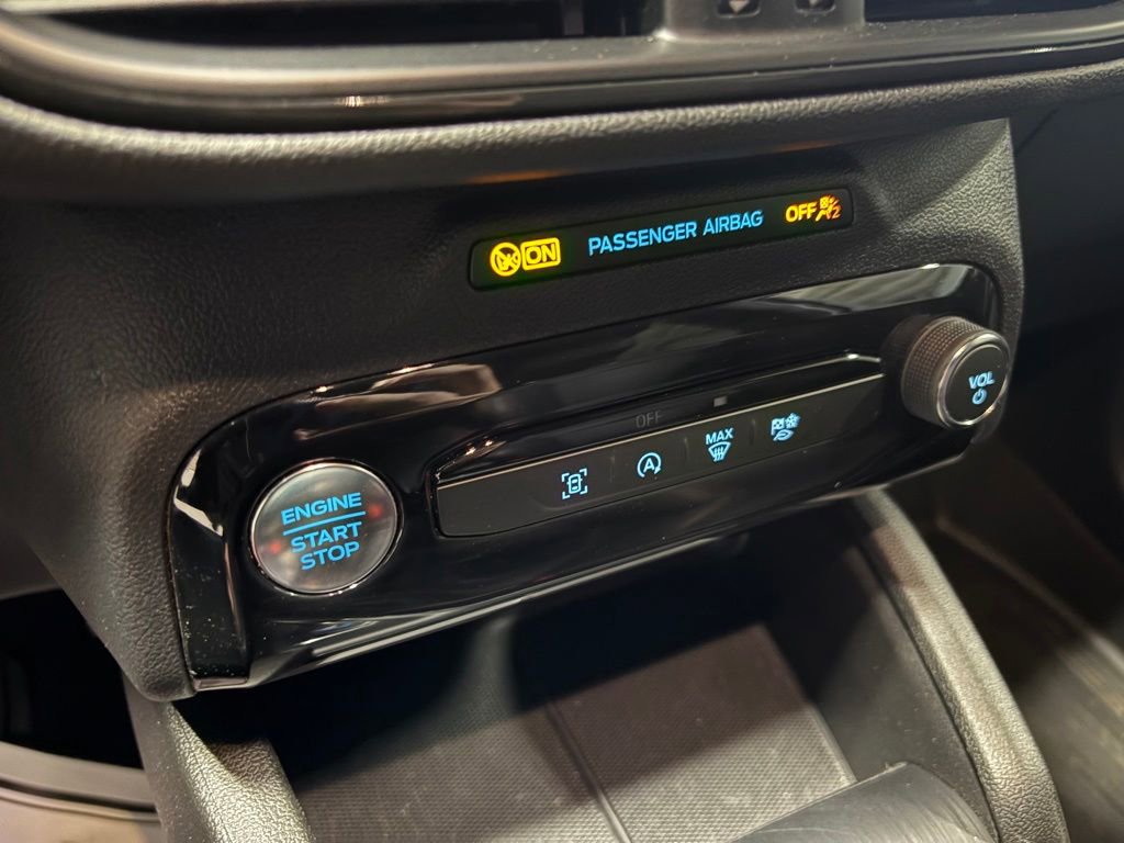 Used 2024 Ford Escape ST-Line w/ Tech Pack #1 AWD/4WD image 18
