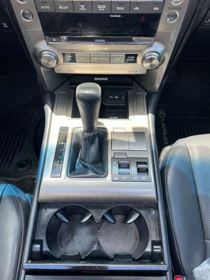 Used 2014 Lexus GX 460 AWD/4WD image 21