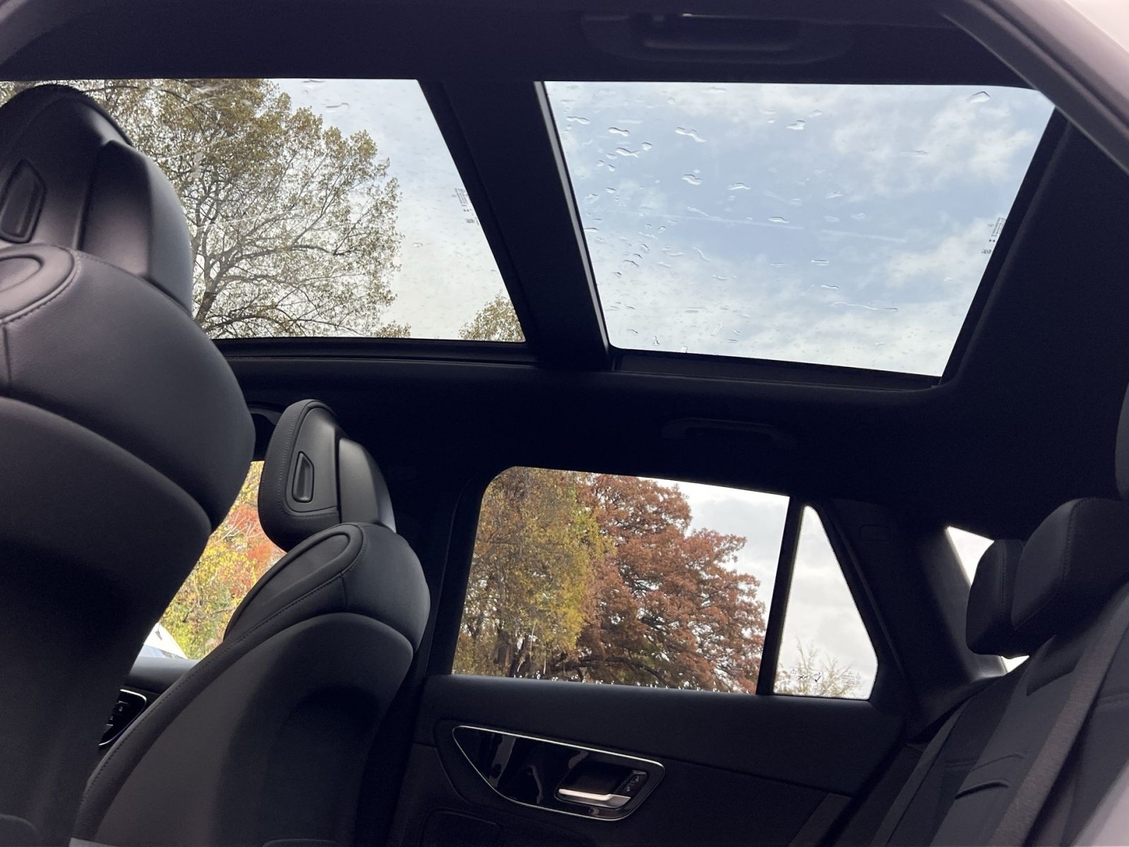 Certified 2026 Mercedes-Benz GLC 300 4MATIC image 24