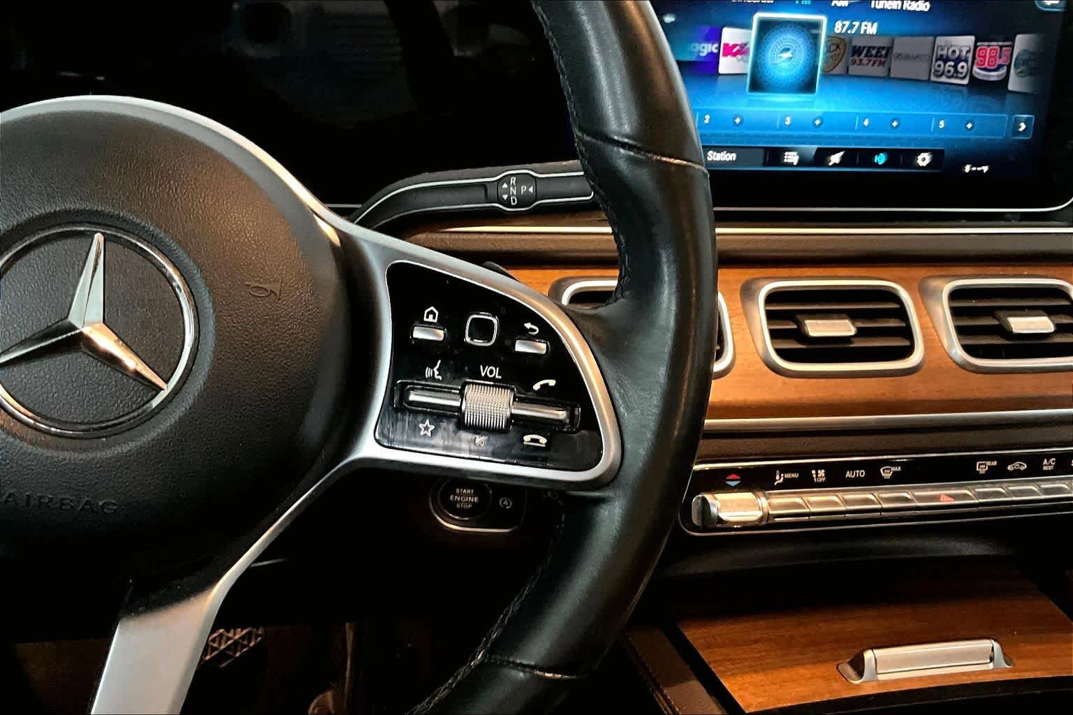 Used 2022 Mercedes-Benz GLS 450 4MATIC image 25