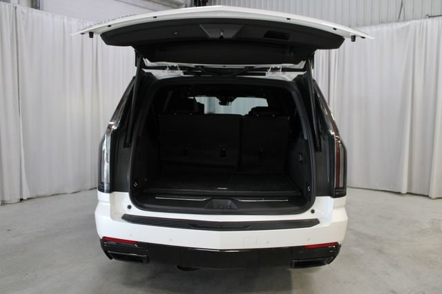 Used 2025 Cadillac Escalade ESV Sport w/ Touring Package AWD/4WD image 37