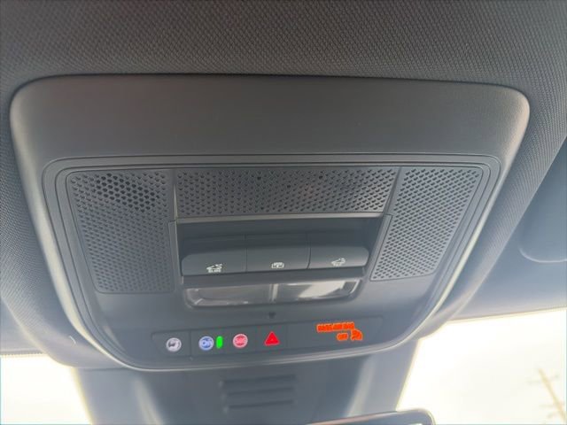 New 2026 Chevrolet Equinox EV LT w/ Convenience Package II image 25