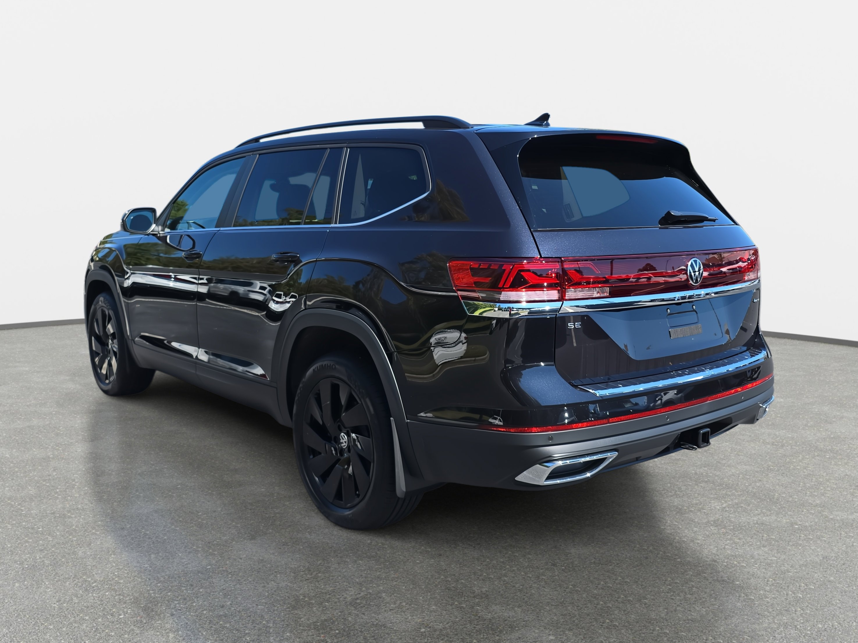 New 2026 Volkswagen Atlas SE image 5