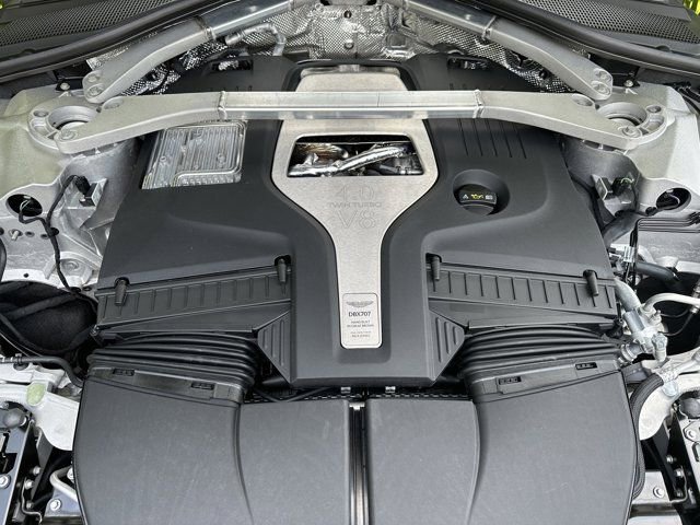 New 2025 Aston Martin DBX 707 image 20