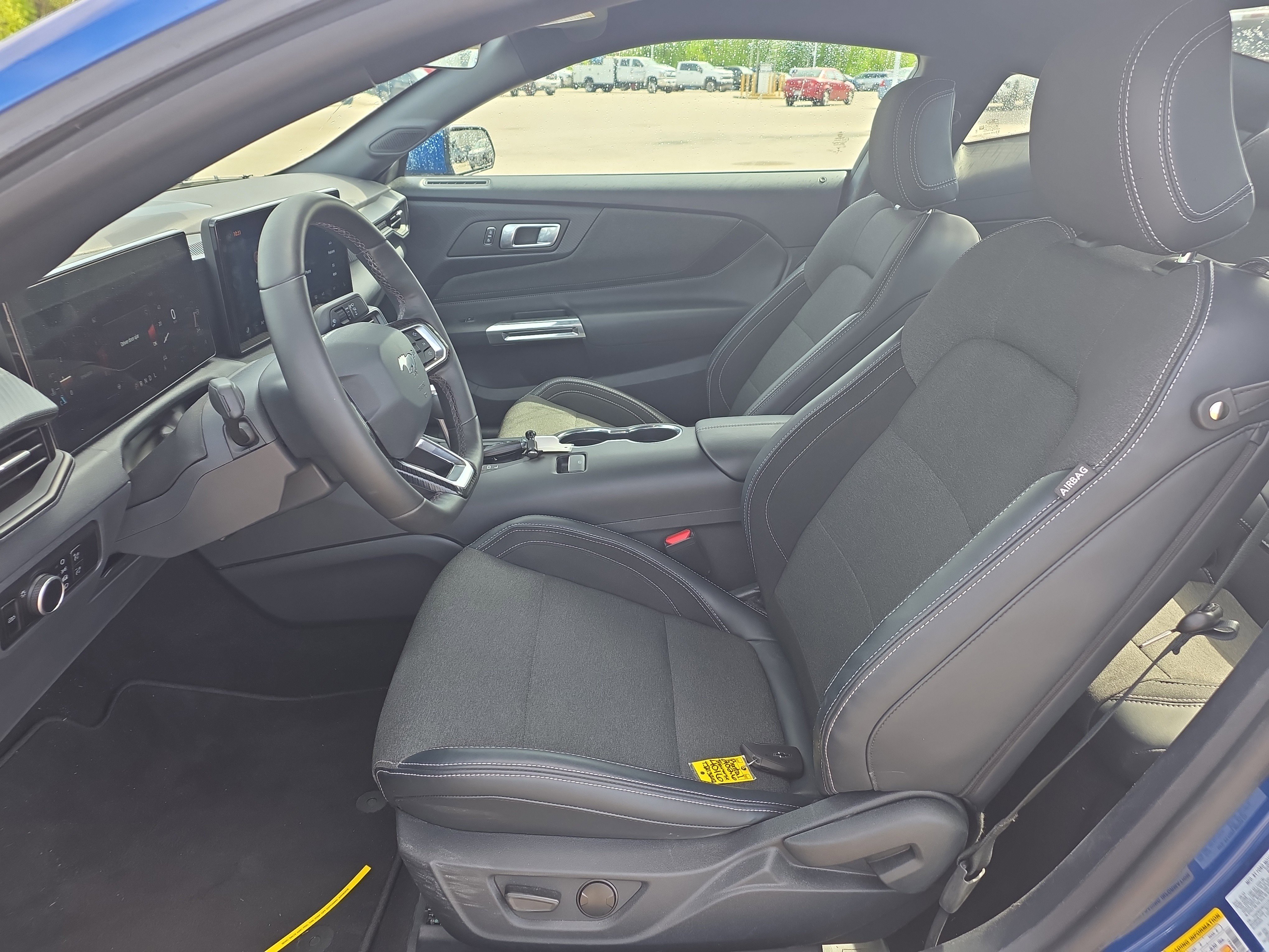 Used 2024 Ford Mustang Coupe image 12