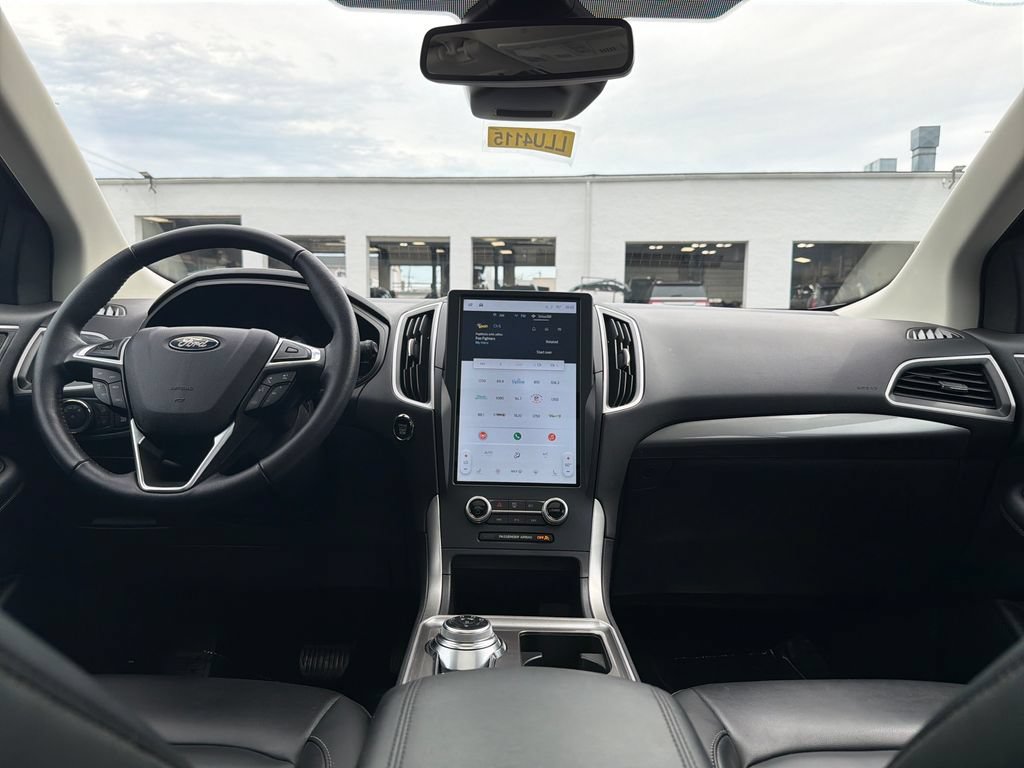 Used 2023 Ford Edge SEL w/ Convenience Package AWD/4WD image 18