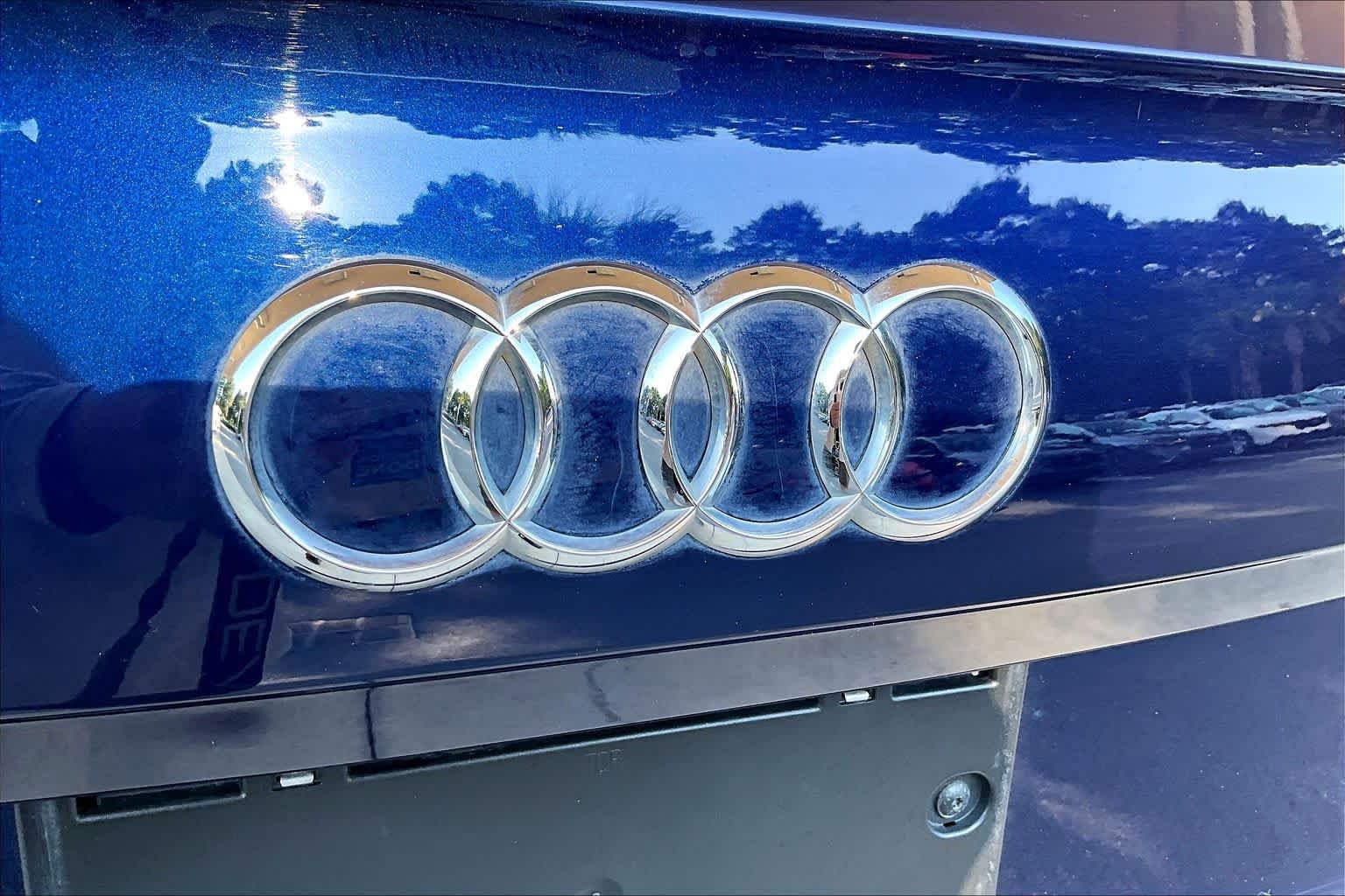 Used 2020 Audi Q5 2.0T Premium w/ Convenience Package AWD/4WD image 31