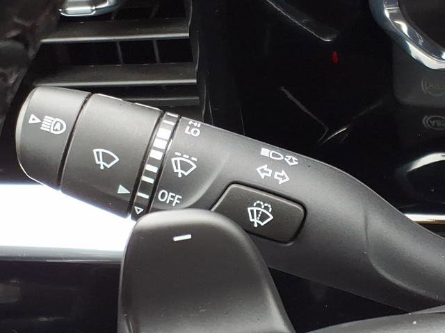 Used 2025 GMC Sierra 1500 Elevation w/ Elevation Premium Package image 18