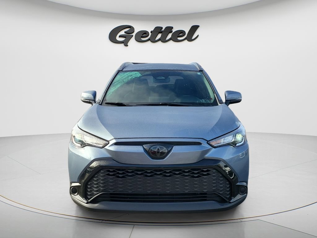 Used 2024 Toyota Corolla Cross SE image 8