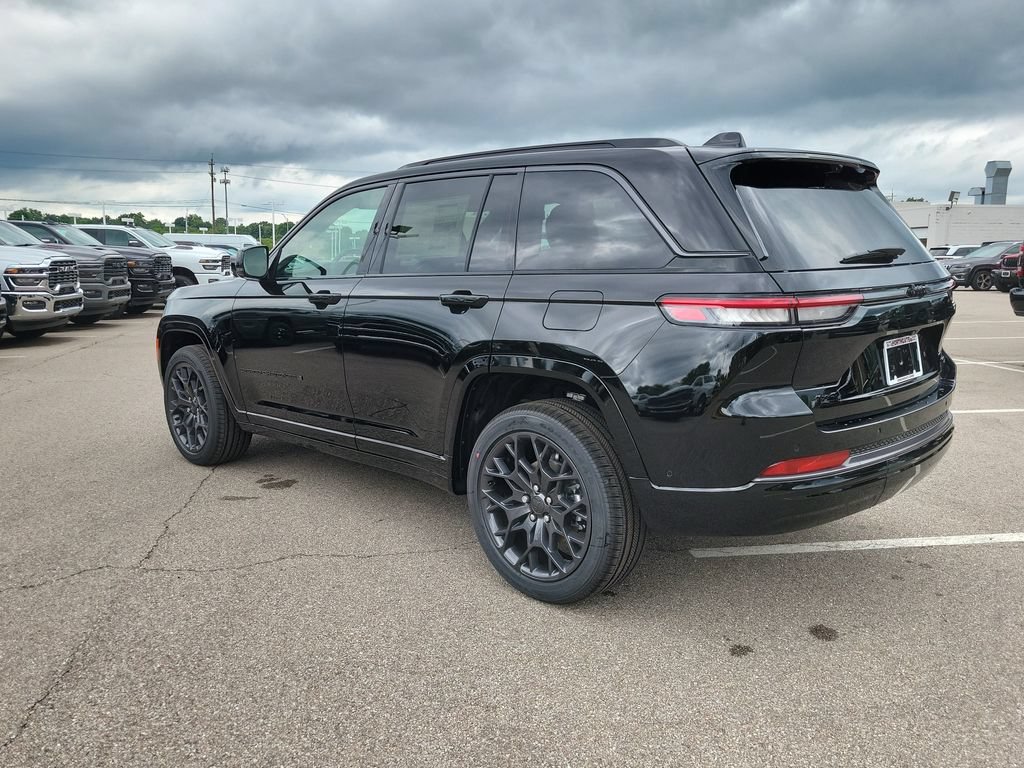 New 2026 Jeep Grand Cherokee Summit AWD/4WD image 3