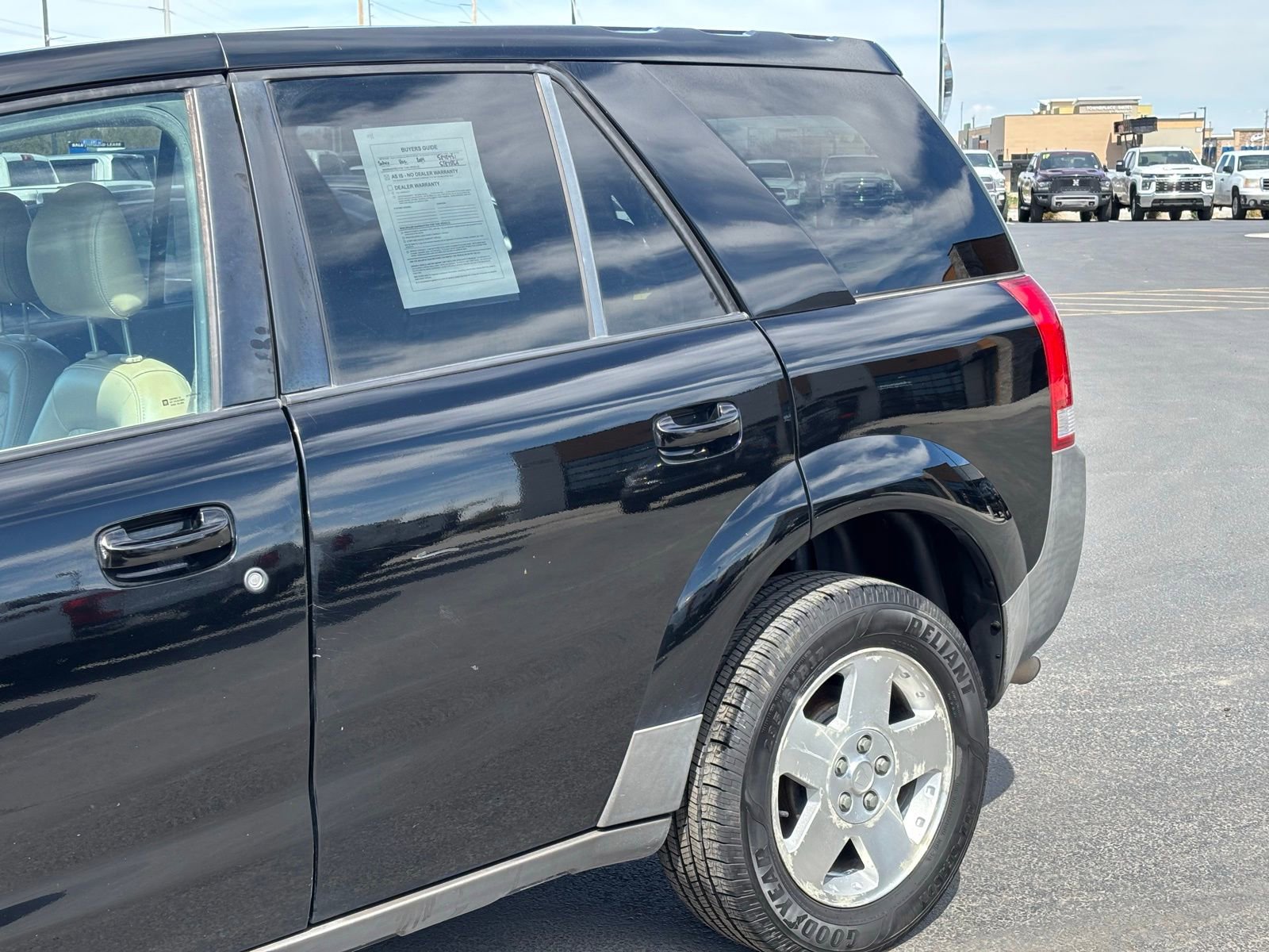 Used 2004 Saturn Vue AWD V6 image 7