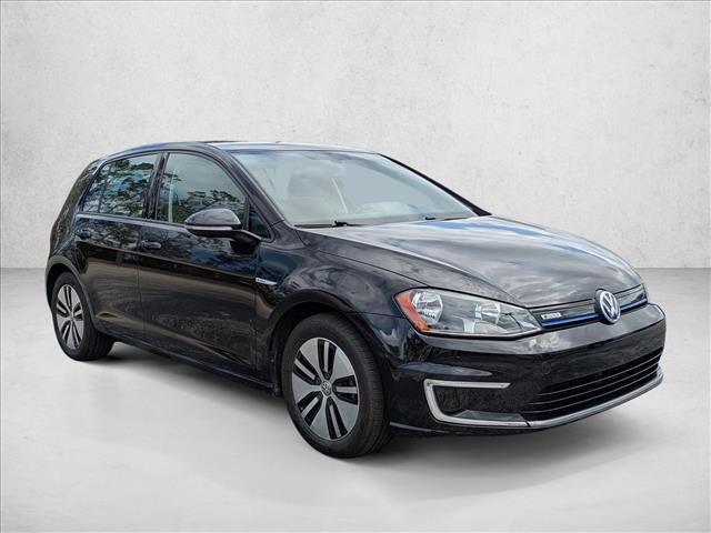 Used 2016 Volkswagen e-Golf SE w/ DC Fast Charging Package FWD image 3