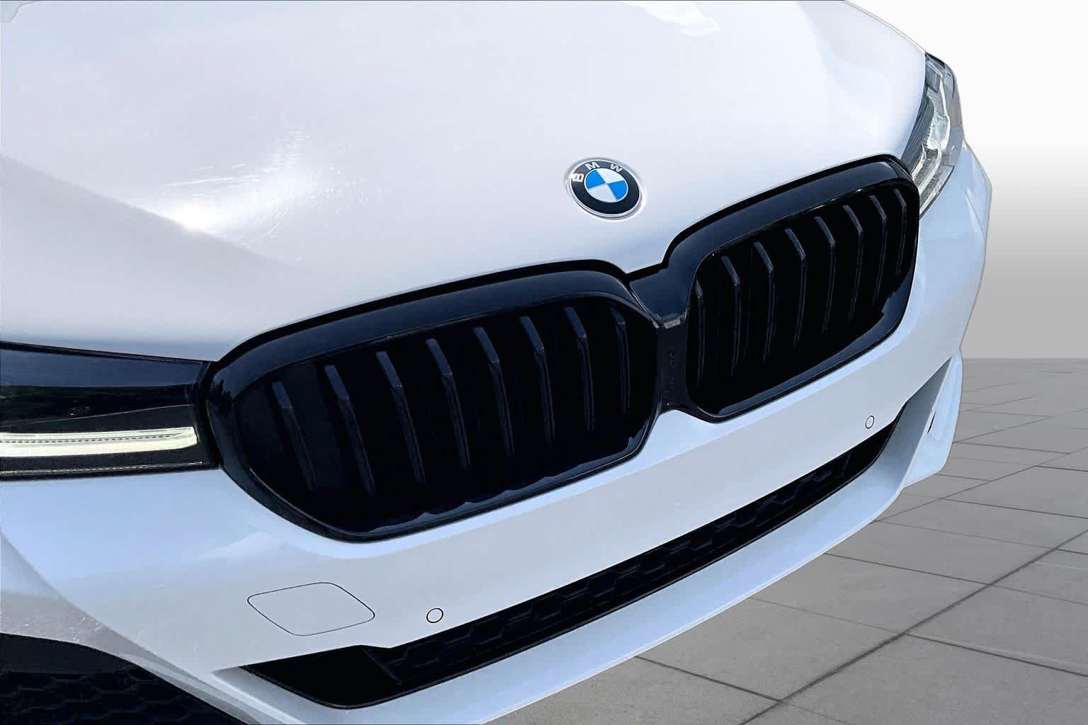 Used 2023 BMW 530i w/ M Sport Package RWD image 29