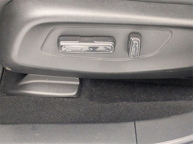 Used 2023 Honda HR-V EX-L image 13