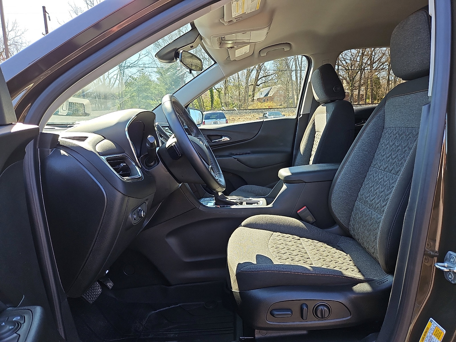 Used 2023 Chevrolet Equinox LT image 13