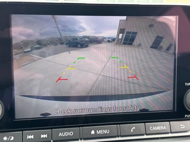 Used 2023 Nissan Rogue S image 23