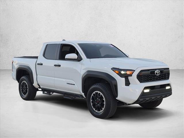 Certified 2025 Toyota Tacoma TRD Off-Road AWD/4WD image 3