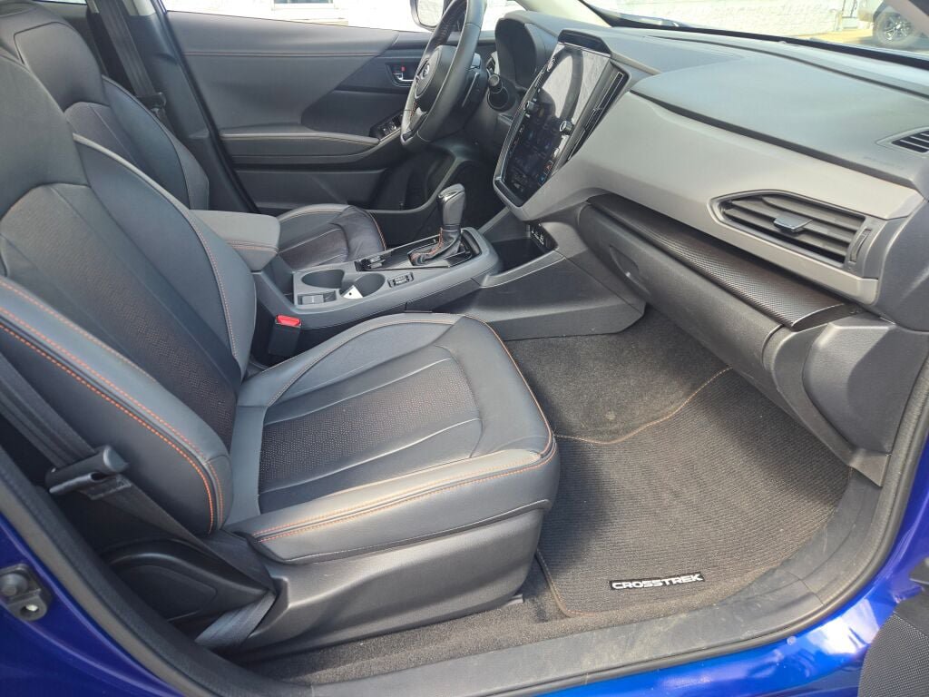 Used 2024 Subaru Crosstrek 2.5i Limited w/ Crosstrek Mirror Package AWD/4WD image 7