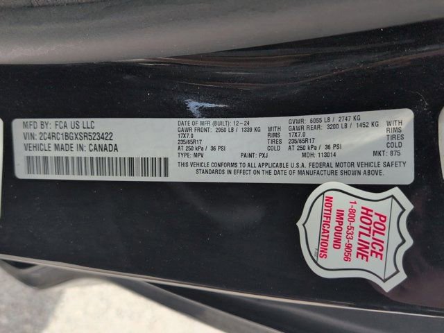 Used 2025 Chrysler Pacifica Select image 34