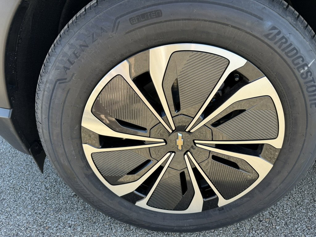 New 2026 Chevrolet Blazer EV LT image 9