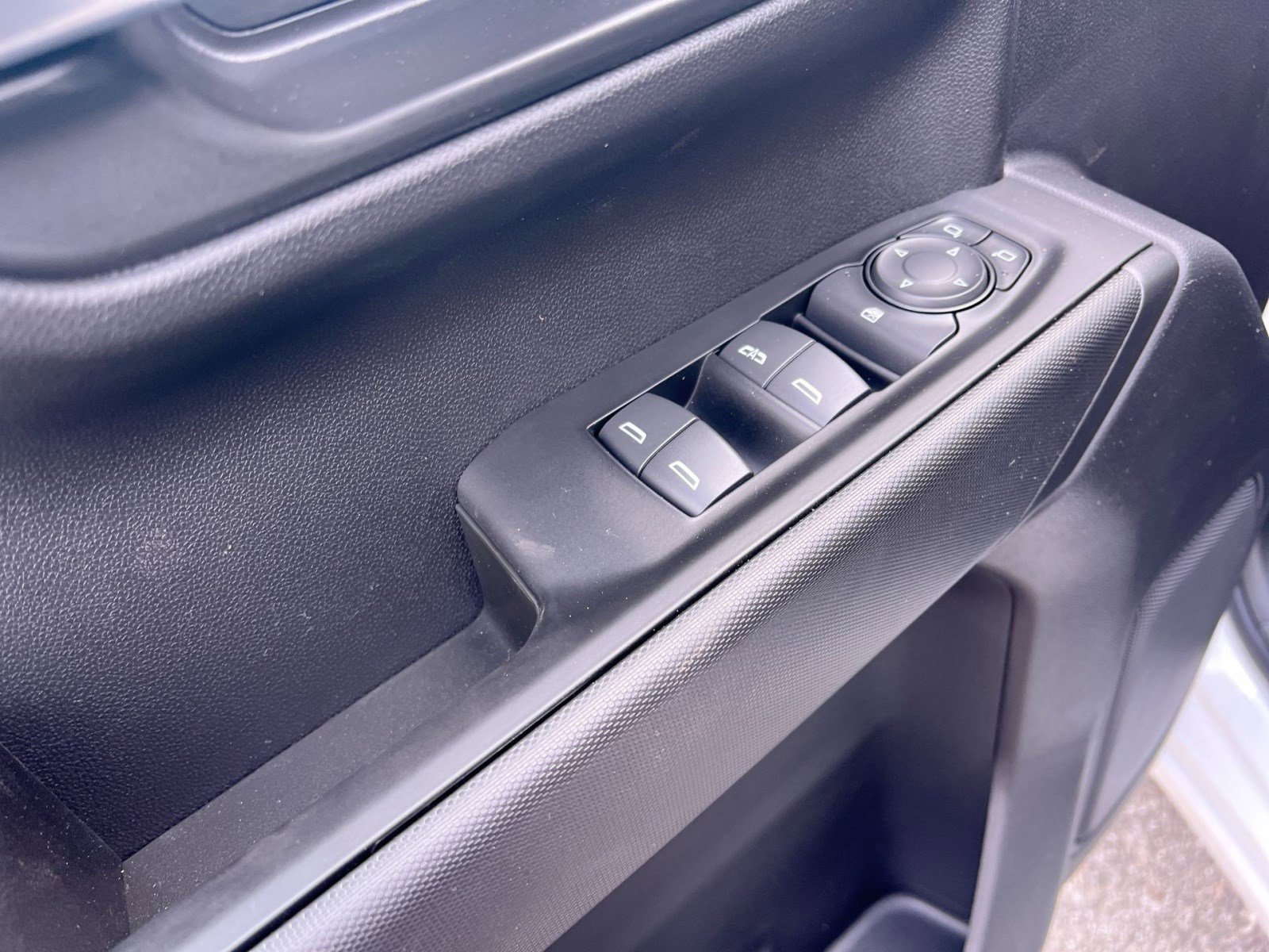 New 2026 GMC Sierra 1500 Pro w/ Pro Value Package image 14