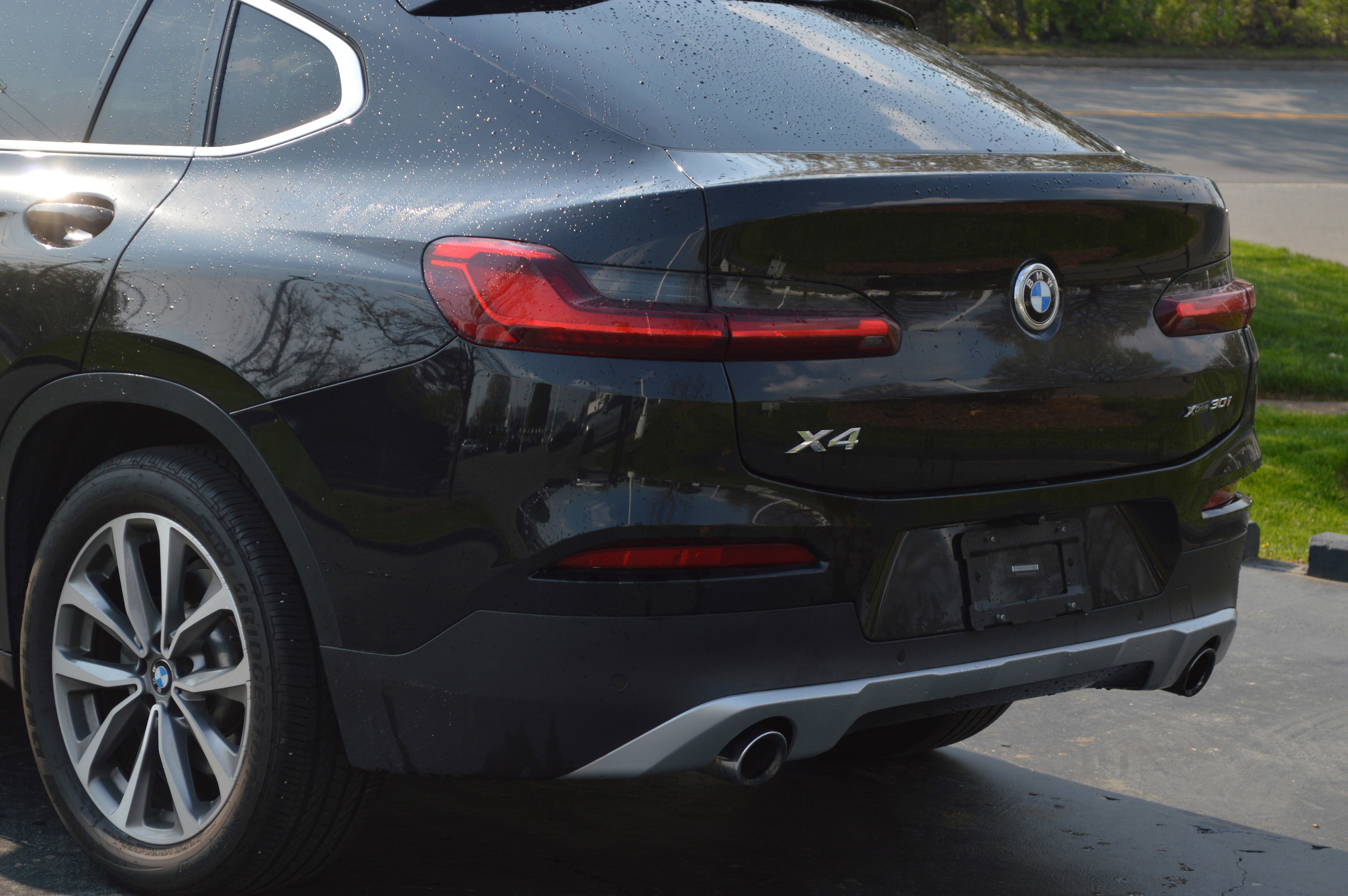 Used 2019 BMW X4 xDrive30i w/ Driving Assistance Package image 3
